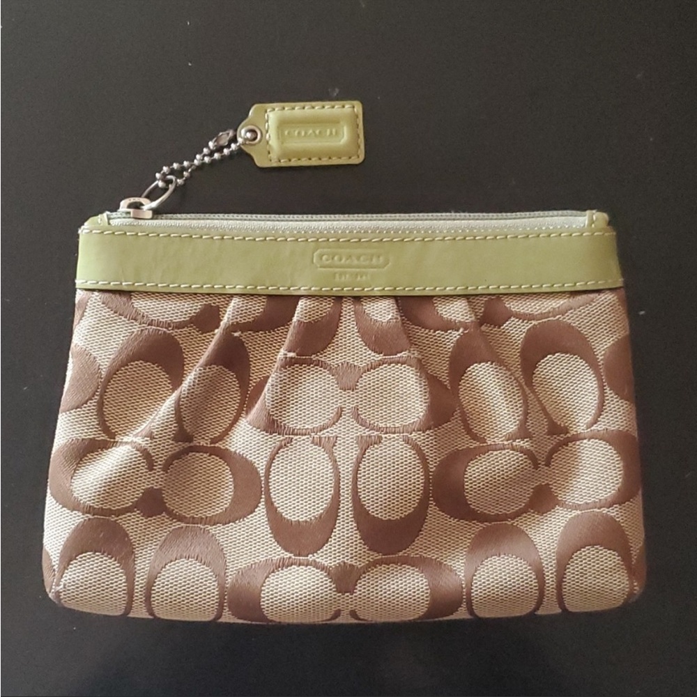 COACH Classic Mini Cosmetic Daily Essentials Bag